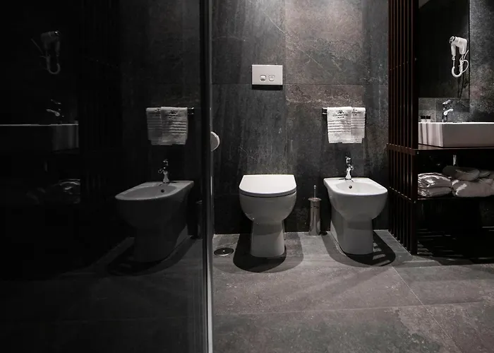 77 Seventy-seven Luxury - Maison D'art Collection 4*